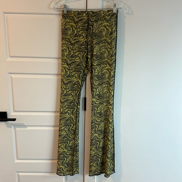 Omighty sheer marble green and black pants - Picture 2 of 5